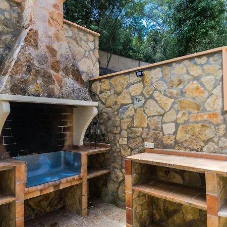 Cala House Jm